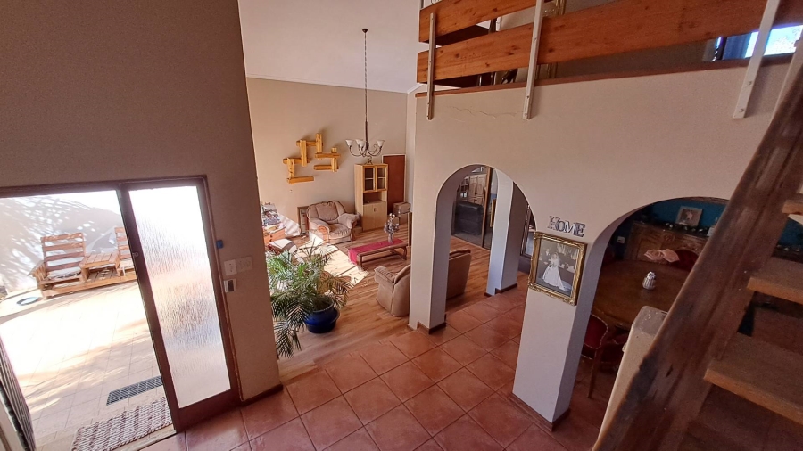 5 Bedroom Property for Sale in Amandelrug Western Cape